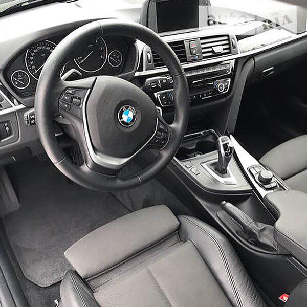 салон BMW